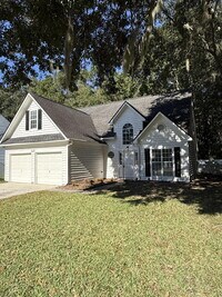 Building Photo - Charming 4 BD Mt. Pleasant Home in Desirab...