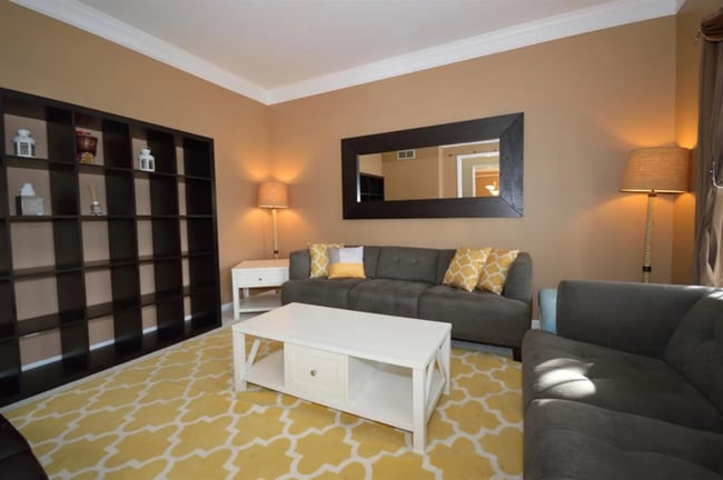 Building Photo - Large Home is Desirable Pine Run!  Best of...