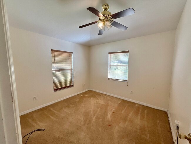 Building Photo - 1290 12th Ct SW