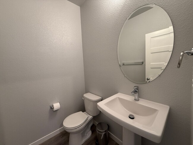 Building Photo - Pristine Condo in Monterey Village Gated Community