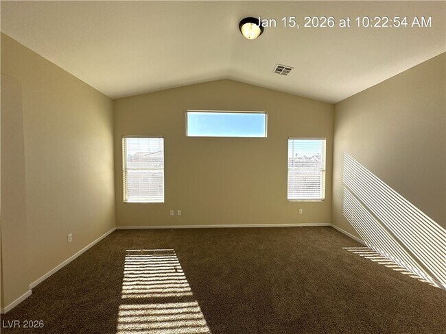 Building Photo - 5401 Goldenseal Ct