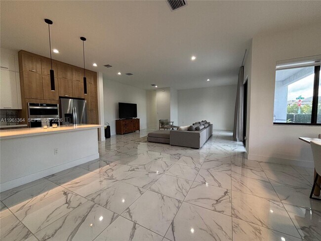 Building Photo - 4493 NW 81st Ave