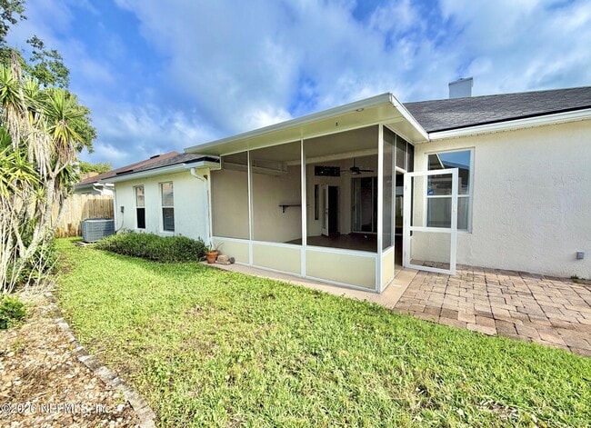 Building Photo - 12962 Brians Creek Dr