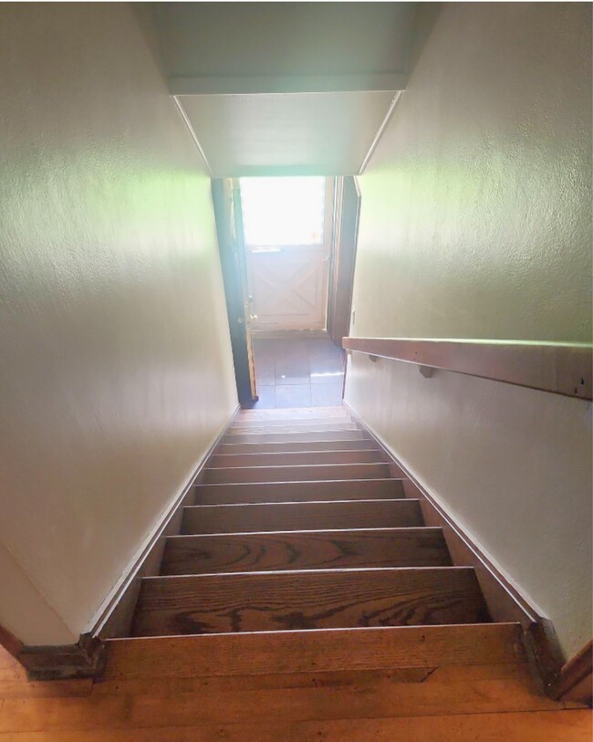 Building Photo - 5606/5610 Badger Court