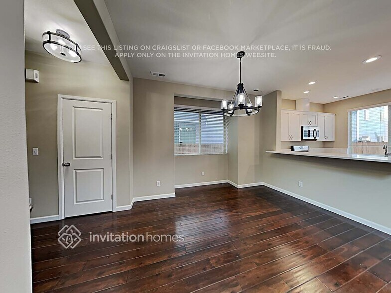 Building Photo - 9213 1st Pl SE