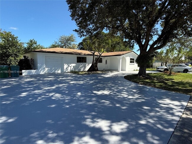 Building Photo - 28221 SW 162nd Ave