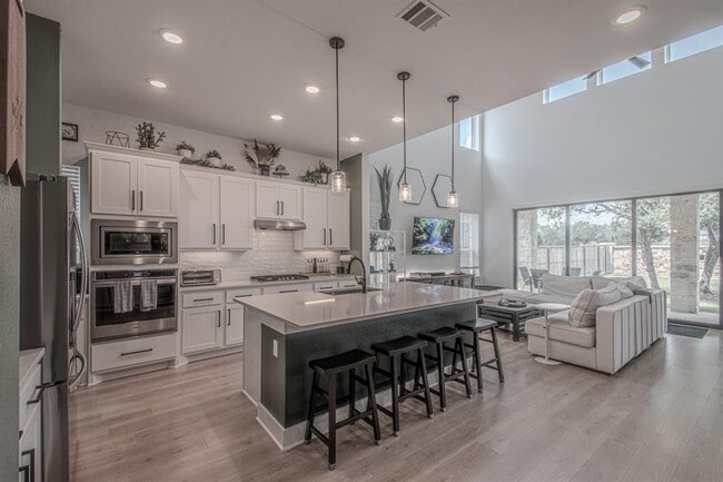 Primary Photo - 308 Millbend Rd