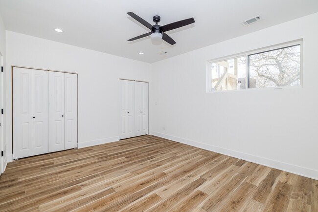 Building Photo - 6346 S Evans Ave