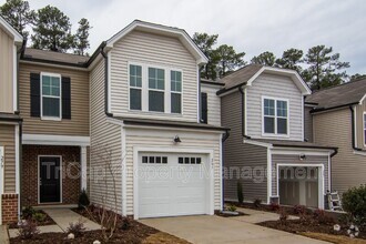 Building Photo - 415 White Oak Ridge Dr