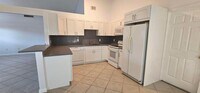 Building Photo - 7699 Blairwood Cir S