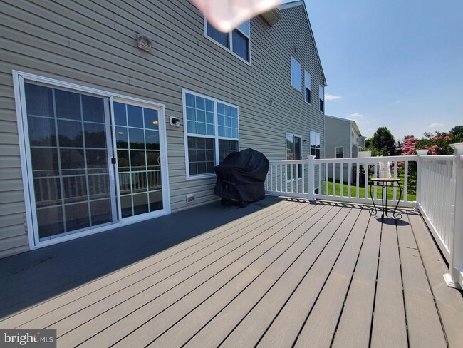 Building Photo - 431 Afton Dr