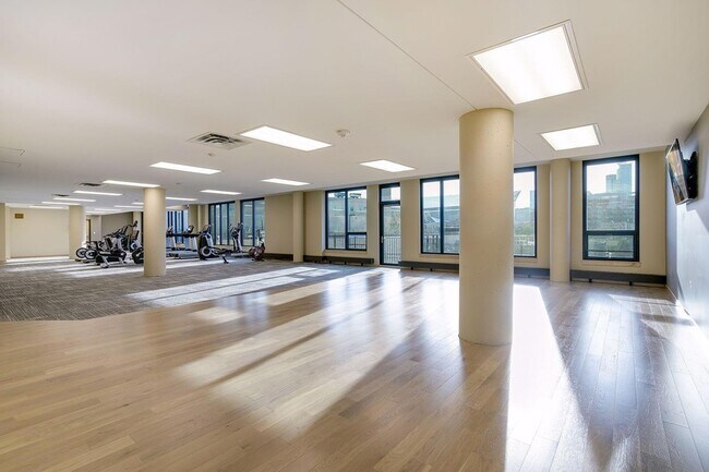 Building Photo - 1240 S 2nd St