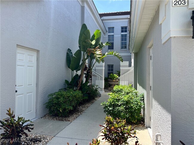 Building Photo - 25240 Pelican Creek Cir