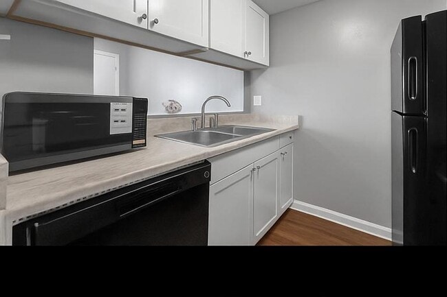 Kitchen 2 - Amelia West Townhomes