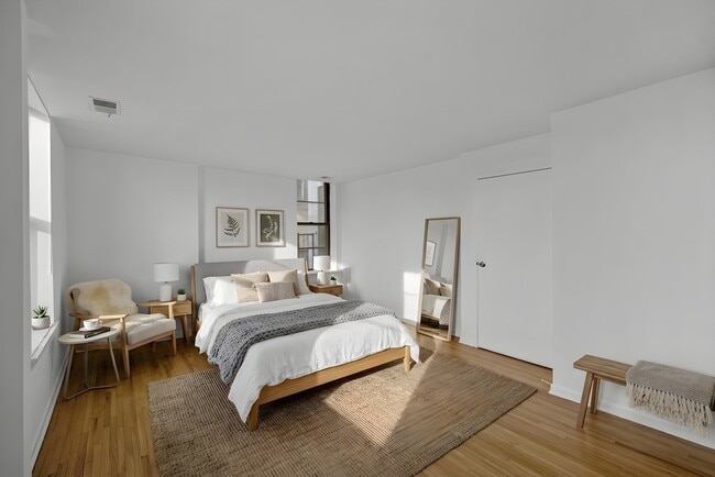 Building Photo - 1224 Washington St