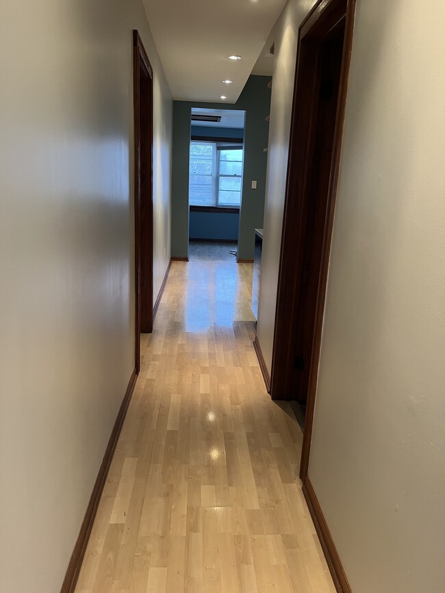 Hallway - 2916 W Diversey Ave