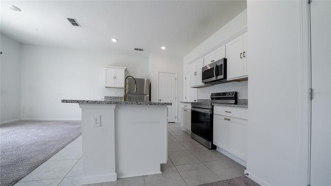 Building Photo - 8735 Sportsman Lp