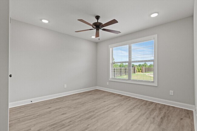 Building Photo - "Brand-New Townhome Awaits!"
