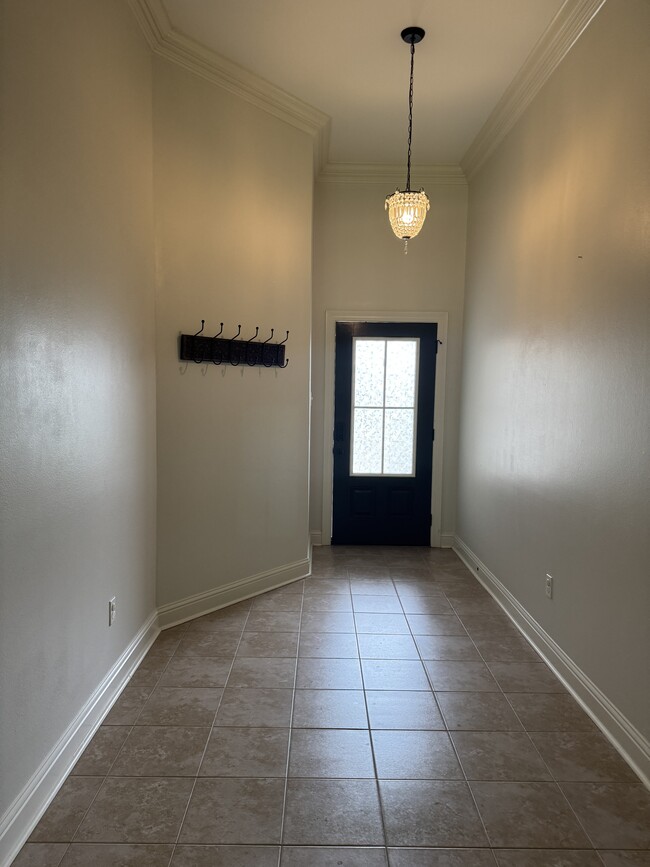 Building Photo - 23295 Mango Dr