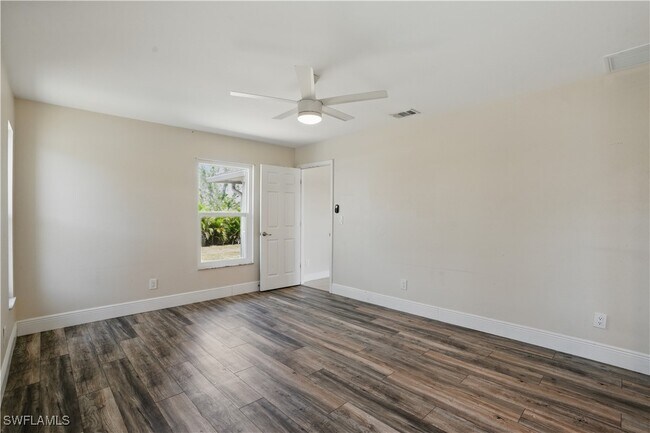 Building Photo - 1311 SW 44th St