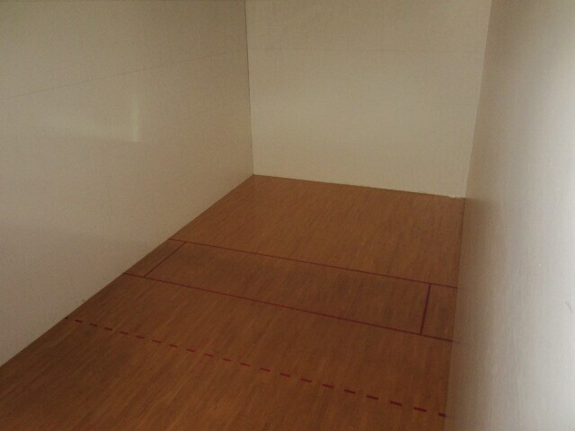 Building Photo - Large Updated One Bedroom Gold Run Condo!  Perfect Location!