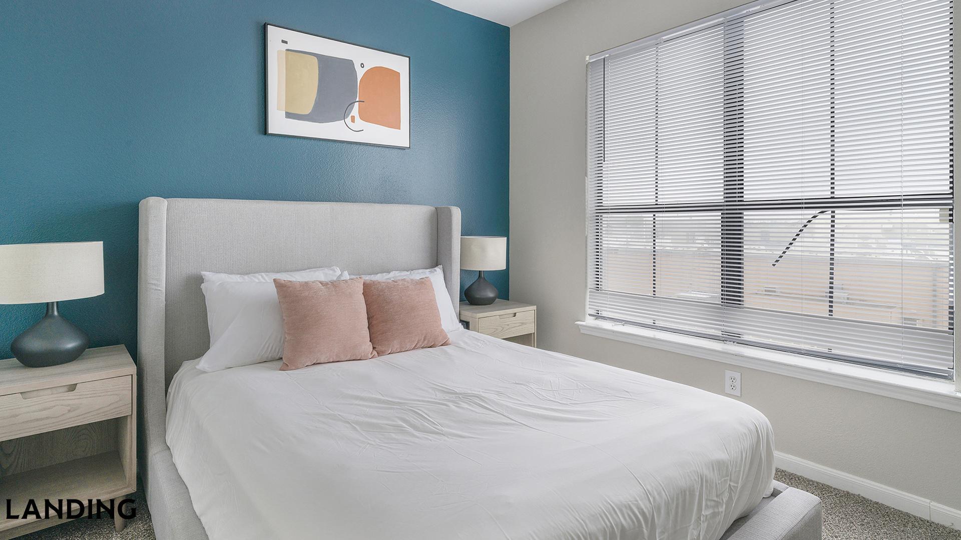 Building Photo - 2500 Woodland Park Dr