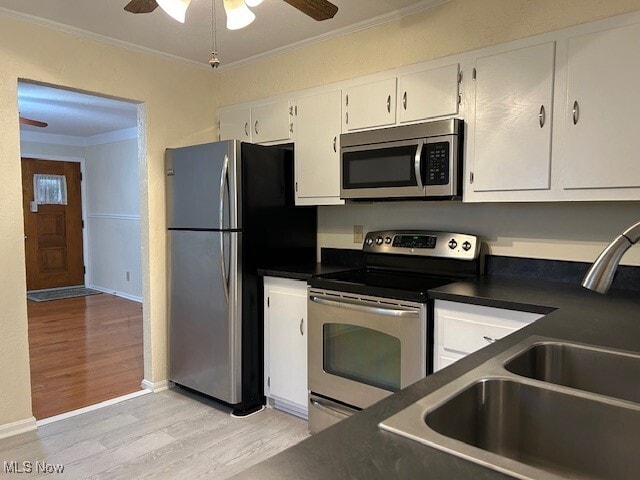 Building Photo - 121 Larchwood Dr