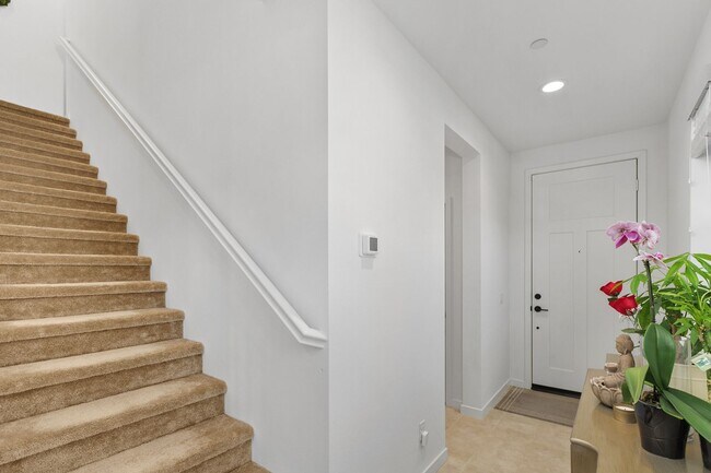 Building Photo - New Community - Temecula - New House Corne...