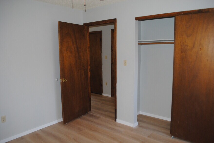 Building Photo - 1105 Santa Clara Ave