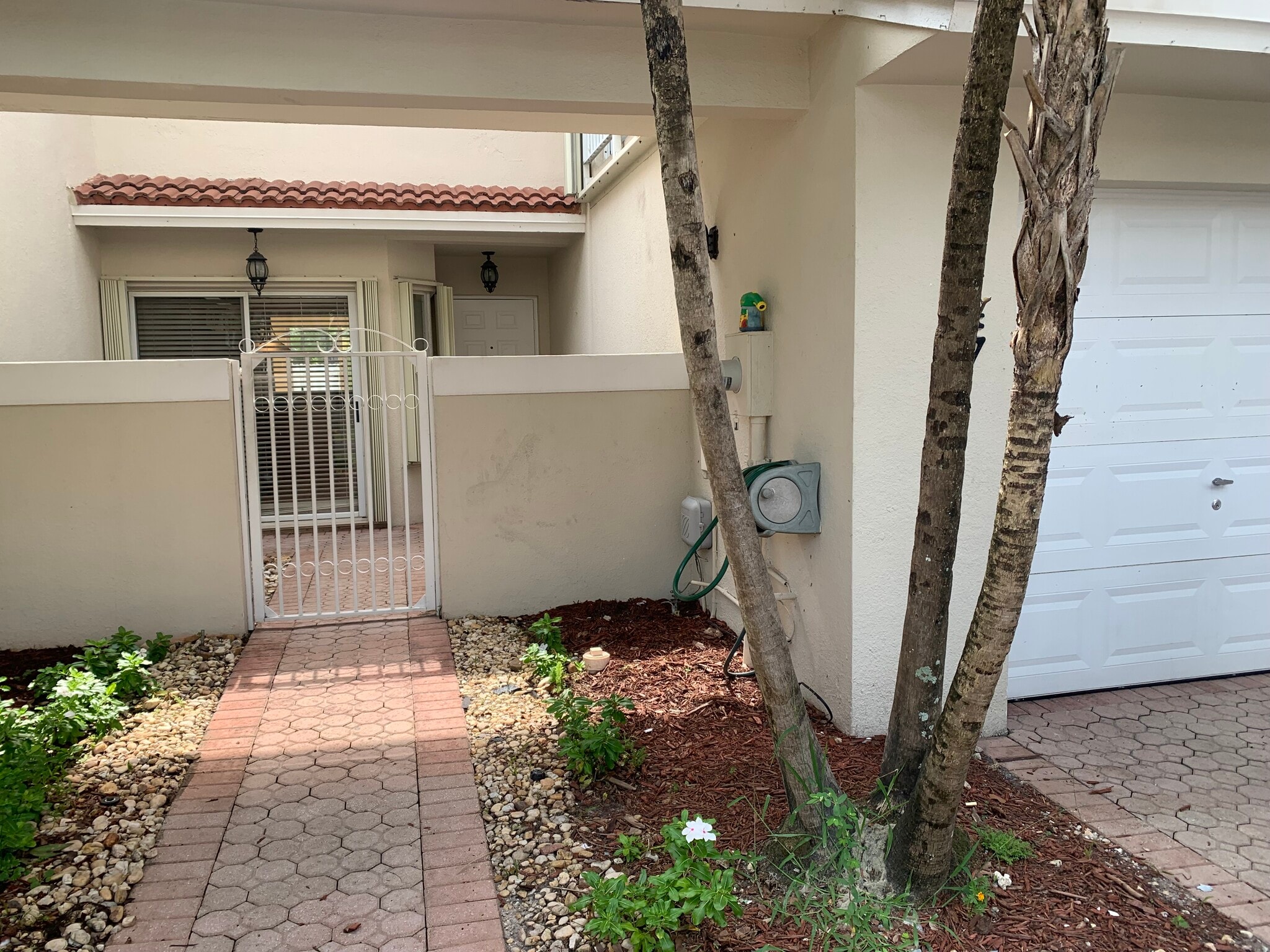 Building Photo - 4447 NW 98th Ave