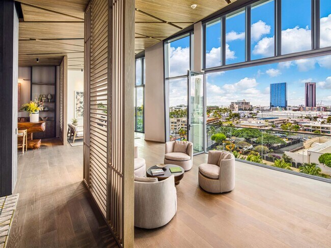 Building Photo - KOULA 2b2b1pkg Ready to Move In!