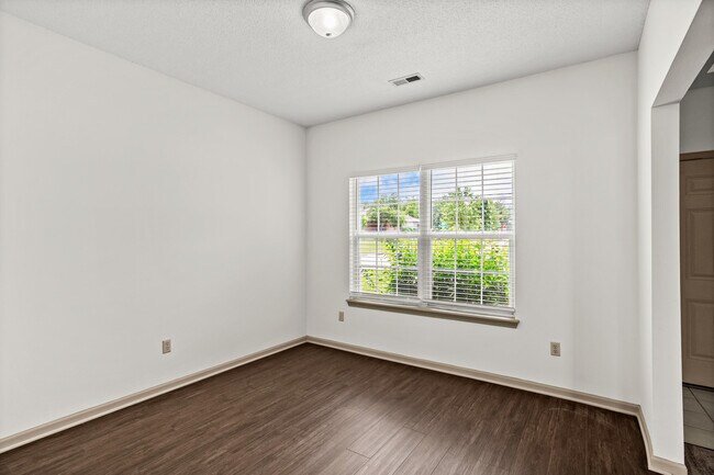 Building Photo - 3258 Wind River Cir