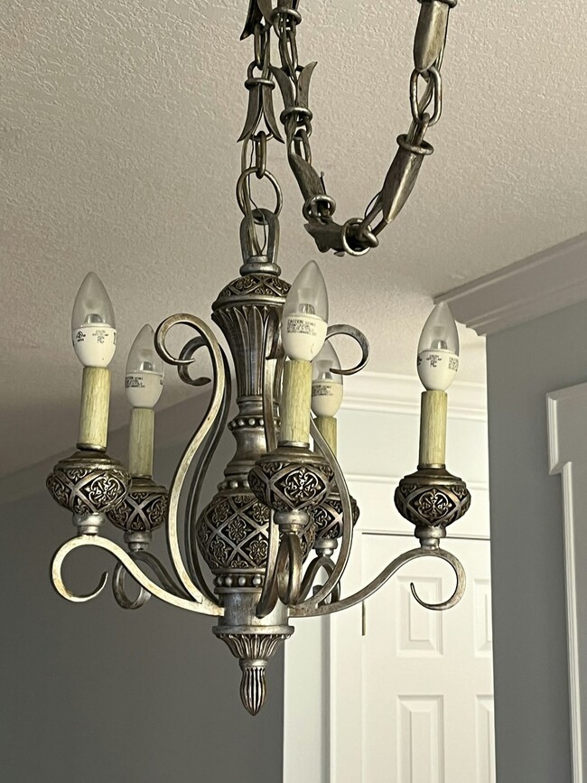 Building Photo - 33 Joyner Ave