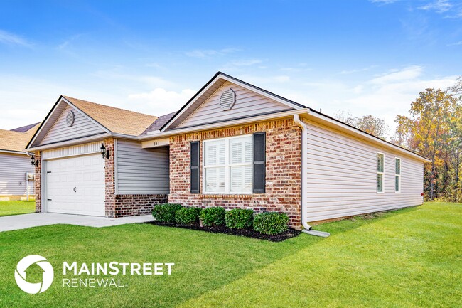 Building Photo - 331 Woodland Trl