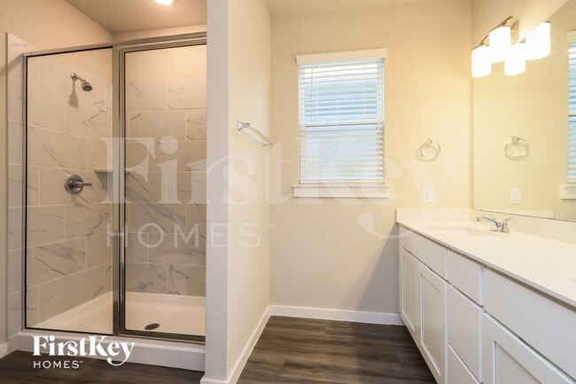 Building Photo - 434 S Centro Cir