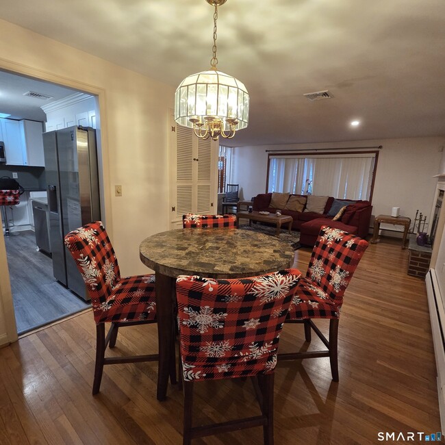 Building Photo - 48 Collier Cir