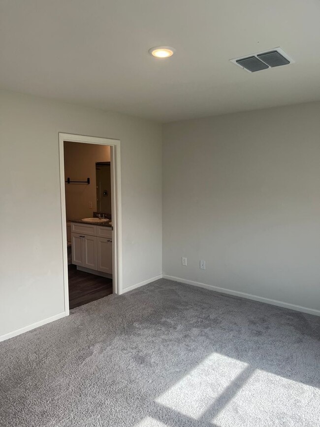 Building Photo - Beautiful 4 Bedroom 3 Bathroom home in the highly desired neighborhood at Canyons at Whetstone in...