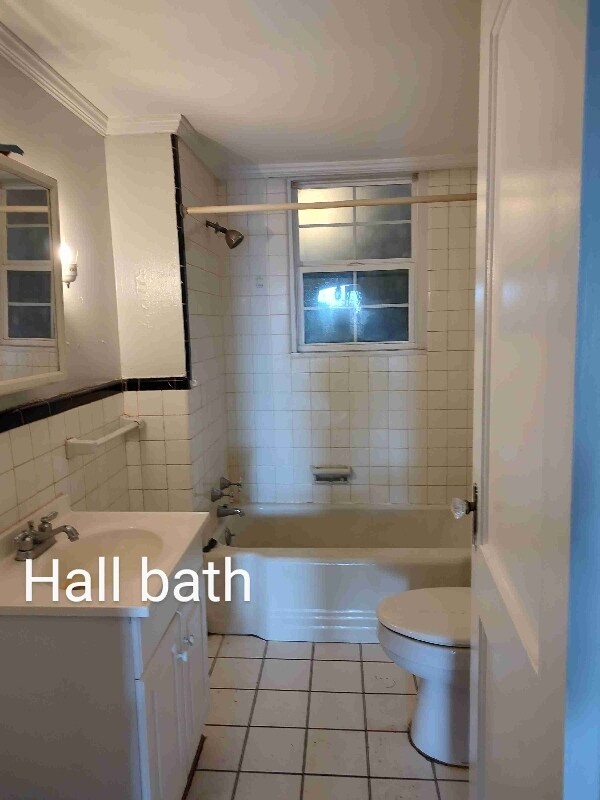 Building Photo - 8155 Columbus Rd