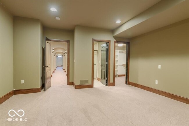 Building Photo - 1863 Hourglass Dr