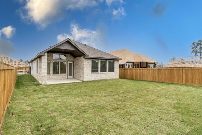 Building Photo - 27054 Golden Knoll Dr