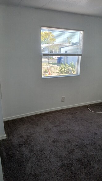 NEW MINI-BLINDS ON ALL WINDOWS - 7434 Hob Ln