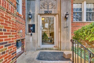 Building Photo - Charming 1-bedroom co-op unit