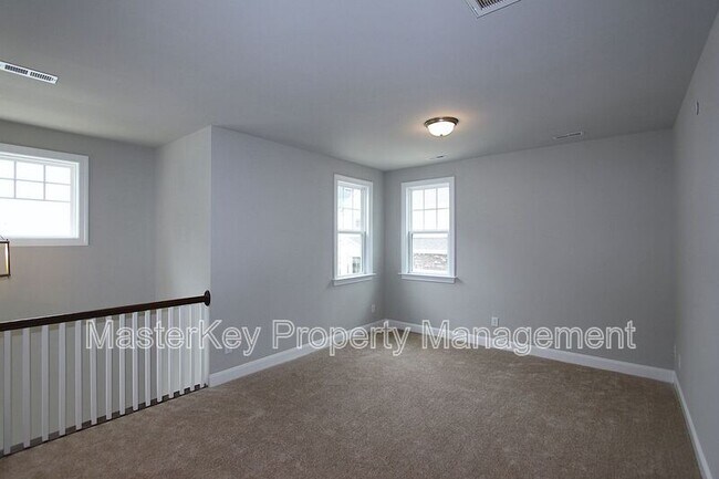 Building Photo - 170 Cotten Dr