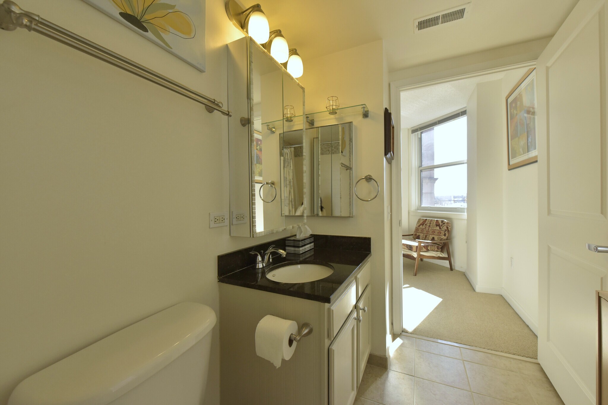 Building Photo - 880 N Pollard St