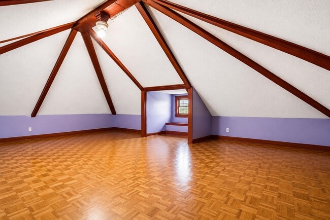 Building Photo - 1011 Gratz St