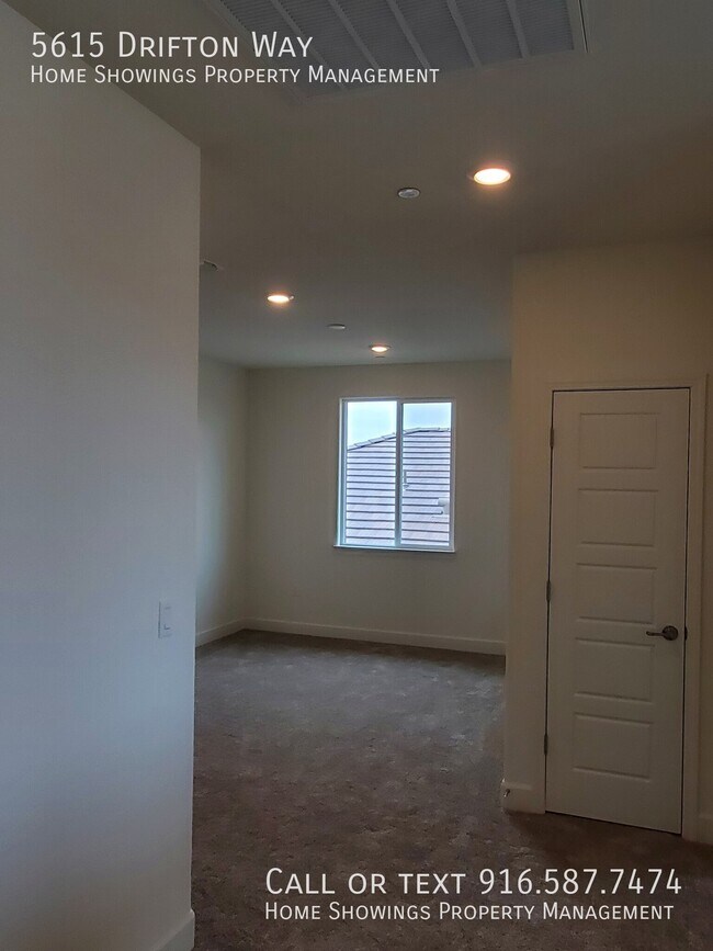Building Photo - 5615 Drifton Way