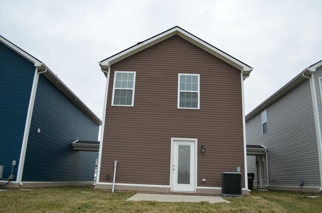 Building Photo - 4009 Ruby Rose Rd