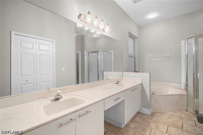 Building Photo - 3381 Mystic River Dr