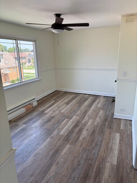 Building Photo - 5200 S Lorel Ave