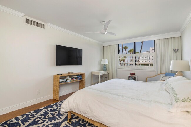 Building Photo - 2860 S Ocean Blvd